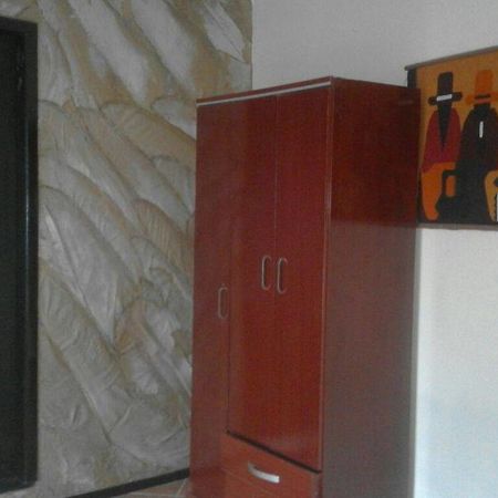 Casa De Huespedes Casita Belga Hotel Guayaquil Buitenkant foto